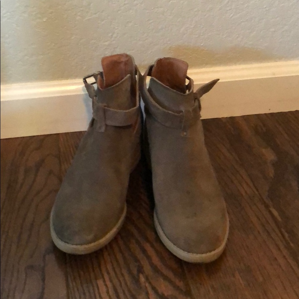 Perfect Fall Booties.